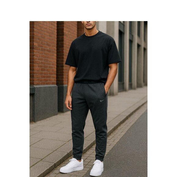 Nike Dri-FIT Mens Gray Athletic Joggers Size M - Picture 1 of 5